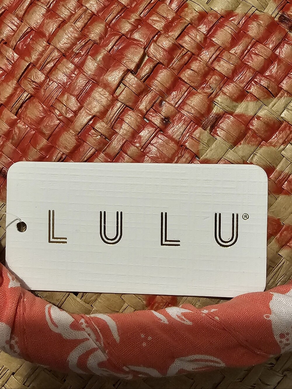 LULU's Coastal Crab Straw Tote - Picture 8 of 8